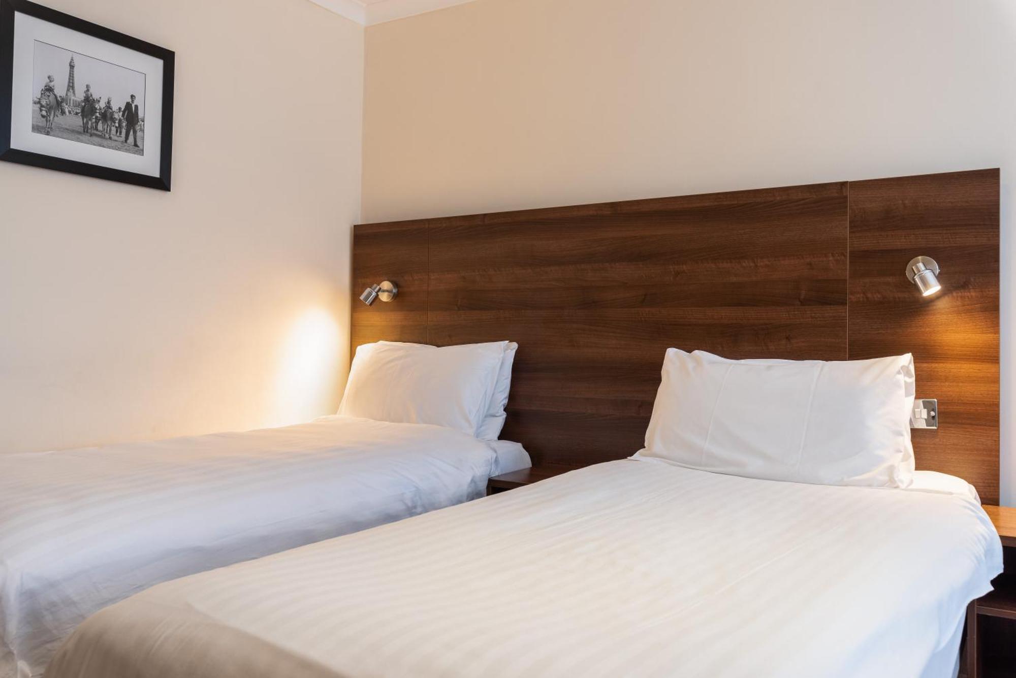 Best Western Carlton Hotel Blackpool Room photo